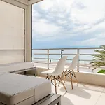 Apartmán μοναδικής θέσης στη θάλασσα