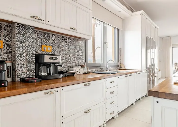 μοναδικής θέσης στη θάλασσα 아파트 *